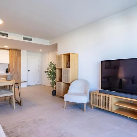 Escape To In Sleek 2-bedroom Estepona